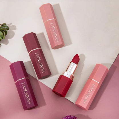 Handaiyan Matte Lipstick Set of 6 – Long Lasting Velvet Lip Gloss, Highly Pigmented, Hydrating, Non-Stick Cup Lip Stain in Peach, Pink & Nude Shades for Women & Girls